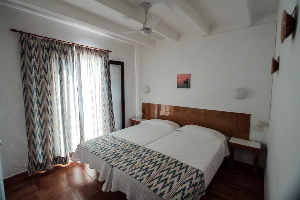 Apartamentos Sa Cala Cala Morell Exterior photo